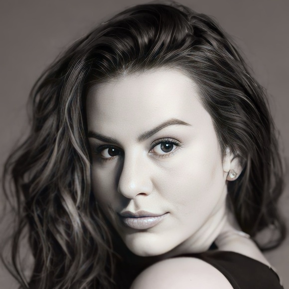 Meet your Posher, Kelly - Picture 1 of 1